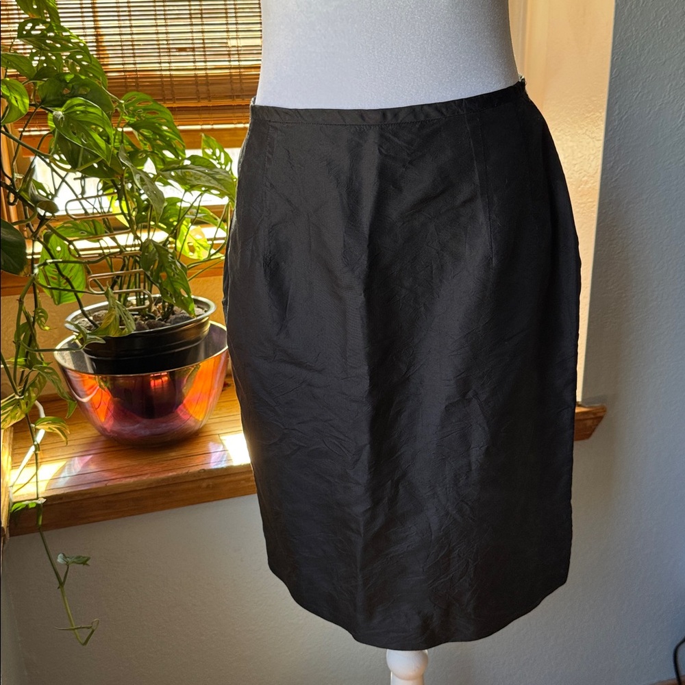 Black vintage Thai Silk Skirt size 8 Marisa Baratelli fully lined